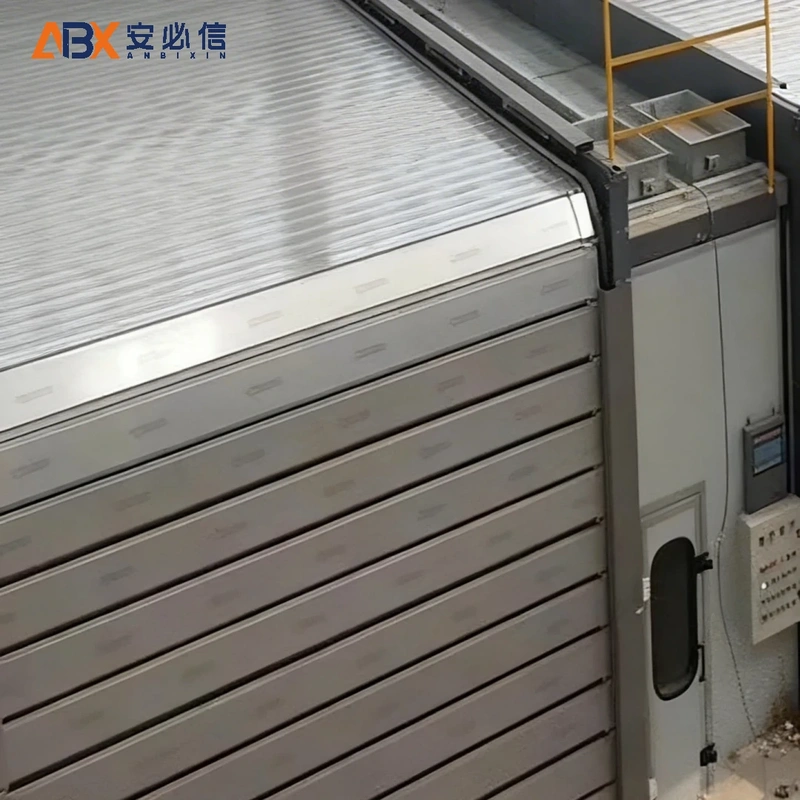 长春铝质快速门